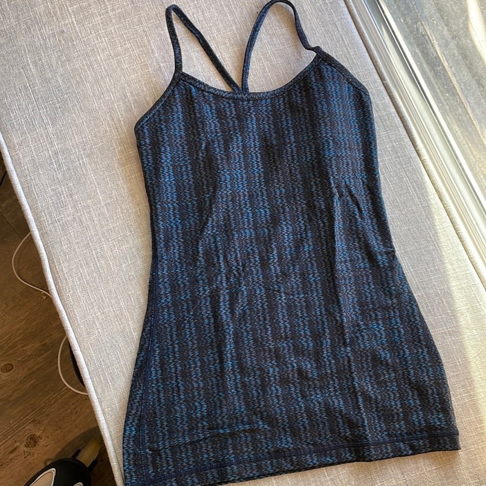 Lulu lemon racer back tank with built in bra